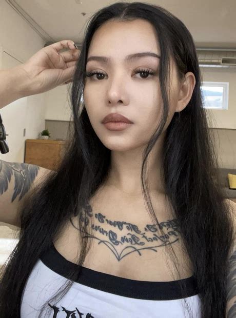 bella poatch leaked|22 facts you need to know about TikTok star Bella Poarch